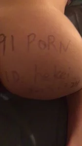 [原创]小母狗老婆被绿主射满回家给老公刷锅.